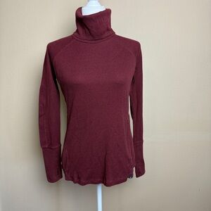 Mountain Hardware EDP Waffle Long Sleeve Turtle Neck- Medium